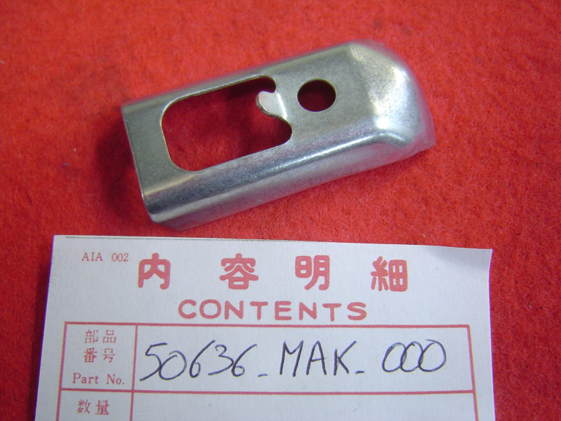 Plaque fixation caoutchouc repose pied Honda 50636-MAK-000