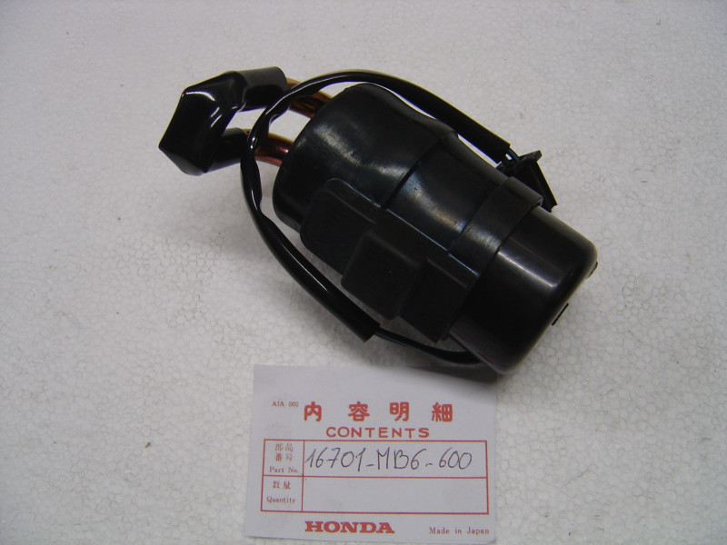Pompe à essence Honda VF1000F VF1000R – Réf. 16701MB6600