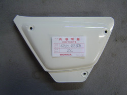 cache latéral gauche de XL250SZ 79 code couleur nh24