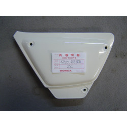cache latéral gauche de XL250SZ 79 code couleur nh24