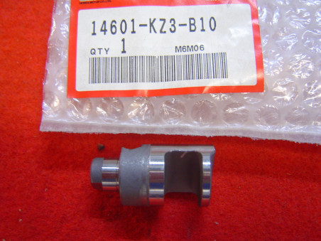 Valve échappement droite Honda CR250 97-98 | Réf. 14601-4KZ3B10