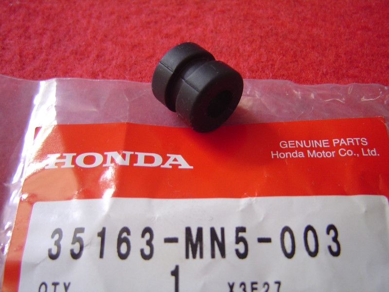 Silentbloc Caoutchouc Honda 35163MN5003 – Pièce Honda