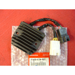 Régulateur de tension Honda SH300 FH008ED 31600-KTW-901
