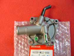 Couvercle de pompe à eau de CB900F 02/06