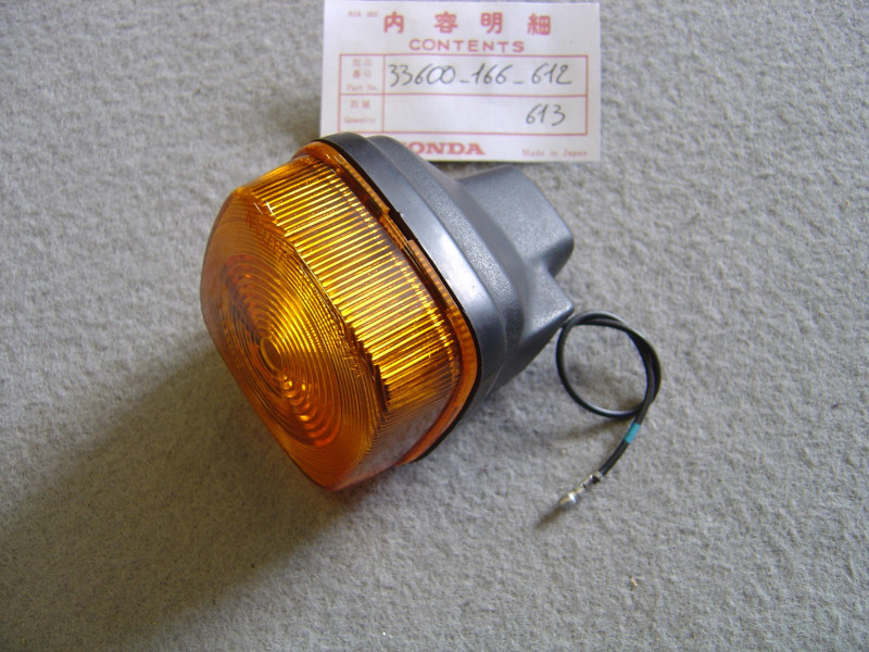 Clignotant AR droit Honda MB50sa MT50sa - Réf. 33600166613