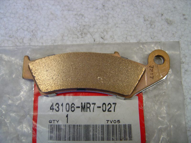 Plaquette B Frein AR Honda VFR750R 88-91 | Réf. 43106MR7027
