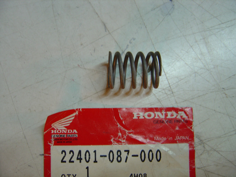 Ressort d'embrayage Honda ST70 C70 - Réf. 22401087000