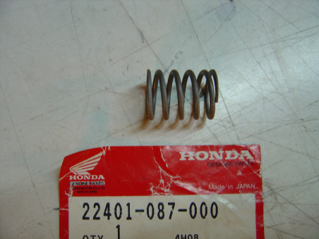 Ressort d'embrayage Honda ST70 C70 - Réf. 22401087000
