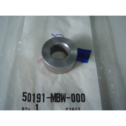Entretoise B Fixation Moteur Honda CBR600 99-04 | 50191MBW000