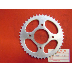 Couronne 43 Dents Honda CB125S CB125S1 - Réf. 41201107820