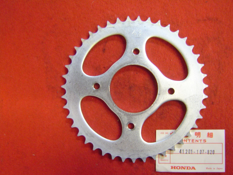 Couronne 43 Dents Honda CB125S CB125S1 - Réf. 41201107820