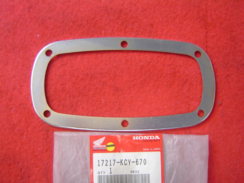 Plaque fixation pipe filtre à air Honda XR400 - Réf 17217KCY670