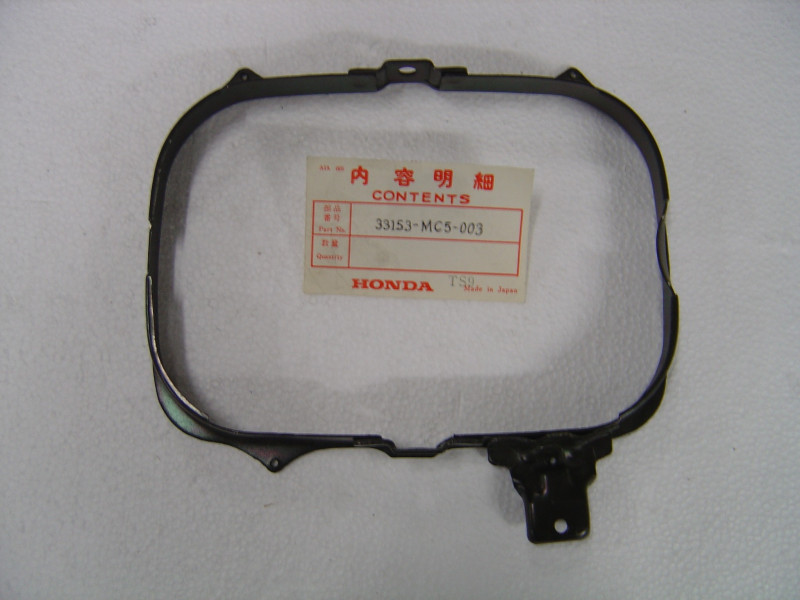 Cerclage de phare Honda CX400E CX500E CX650E – Réf. 33153MC5003