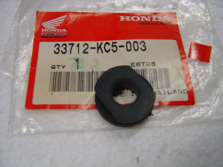 Silentbloc feu arrière Honda 33712KC5003 - GL100 RS125R