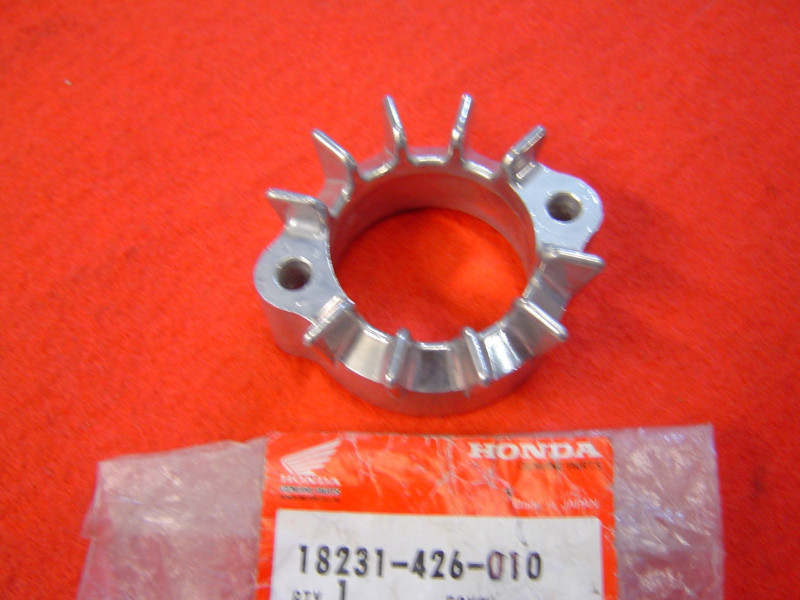 Bride d'échappement Honda CB650 – Réf. 18231-426-010