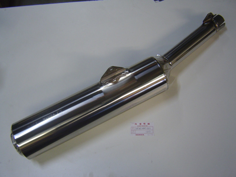 Silencieux droit CBR1100XX 97-98 Honda 18310-MAT-003