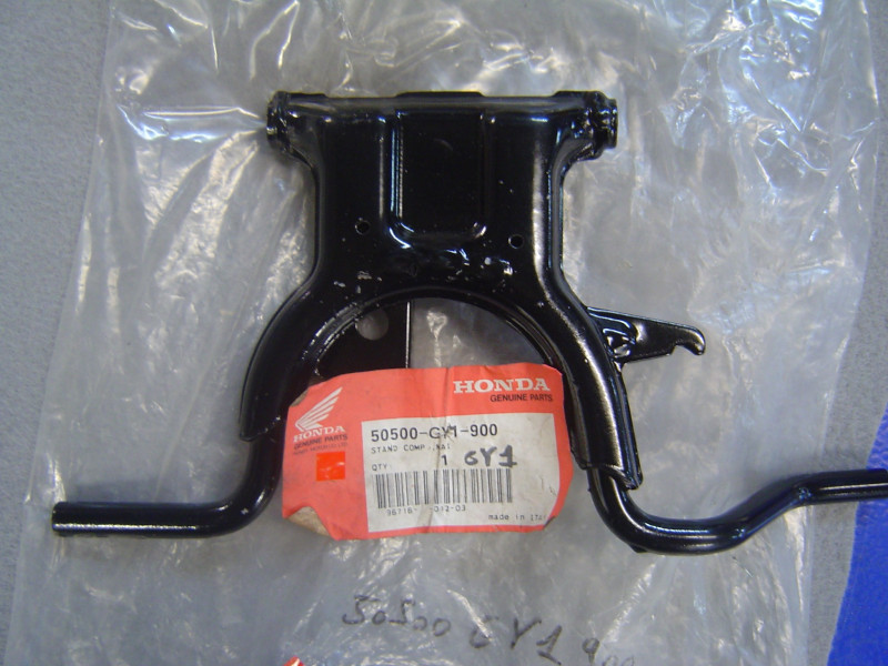 Béquille centrale Honda SA50 90/94 - Réf. 50500GY1000