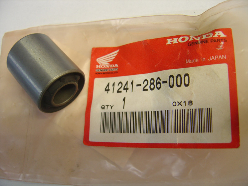 Silentbloc couronne moyeu arrière Honda CB250 CB350 CB400 Four