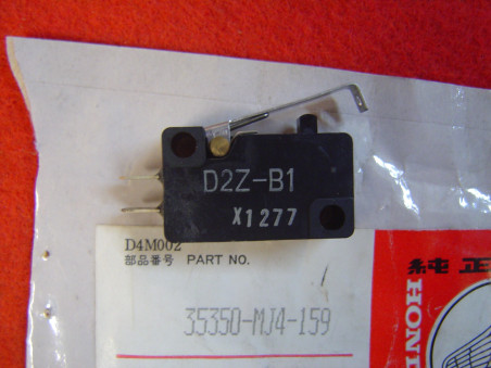 Contacteur Stop Frein Avant Honda VF1000RE 35350MJ4159