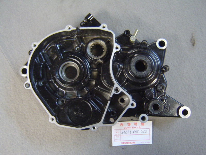 Demi-carter moteur gauche Honda CRM125 90-94 | 112A1-KAK-900