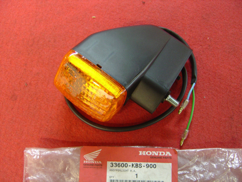 Clignotant AR droit Honda NSR125 93/98 – Réf. 33600KBS900