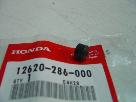 Silentbloc antibruit ailettes culasse Honda – Réf. 12620286000