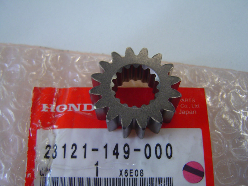 Pignon transmission primaire Honda XR80 XR100 CRF – 23121149000