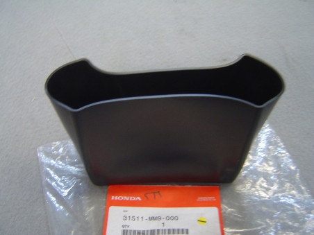Bac à batterie caoutchouc Honda XL600V XRV650 – Réf. 31511MM9000