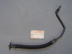 Durit coté droit de radiateur d'huile de CBX400 CBX550