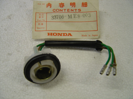 Porte Ampoule Faisceau Feu AR Honda CX650C – Réf. 33706ME8003