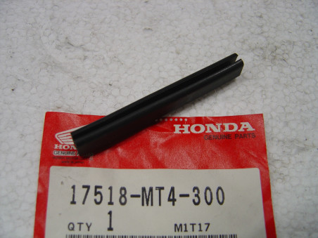 Jonc Caoutchouc Réservoir Honda VFR750F 90-93 – Réf. 17518MT4300