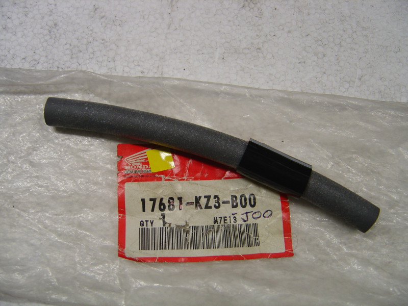 Durit réservoir Honda CR250R 97 – Réf. 17681KZ3B00