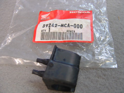 Connecteur Avant Support Honda GL1800 - Réf. 39242MCA000