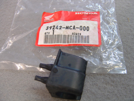 Connecteur Avant Support Honda GL1800 - Réf. 39242MCA000