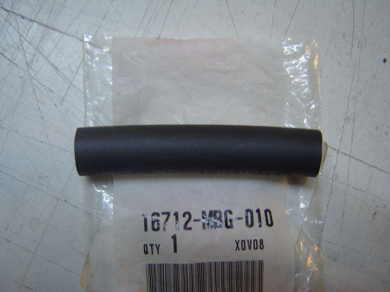 Durit B pompe à essence Honda VFR800 - Réf. 16712MBG010