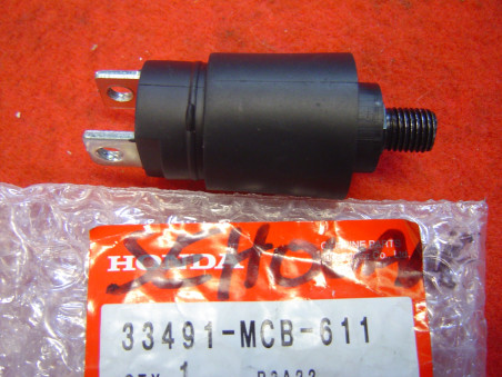 Support Clignotant Arrière Honda XL650V 2000-2007 - Réf. 33491MCB611