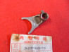 Fourchette boîte centrale Honda CR125RE 84 - 24231KA3710