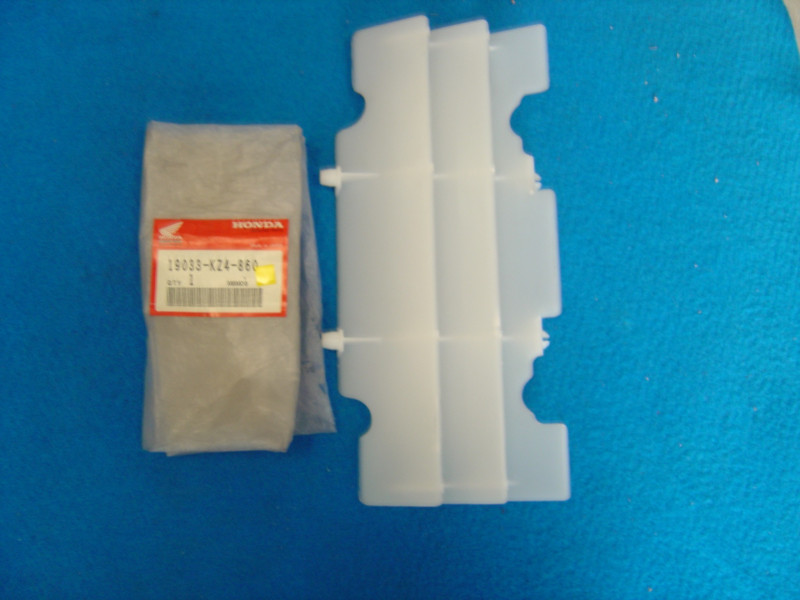 Grille Radiateur Honda 125CR R 93-95 - Réf. 19033KZ4860