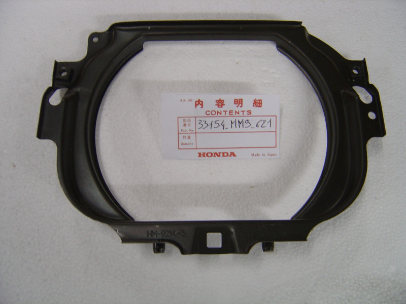 Cerclage de phare Honda XL600V 1988-1989 – Réf. 33154-MM9-621