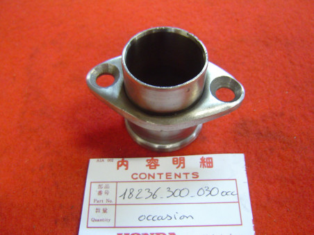 Manchon échappement culasse Honda CB750K0-K6 - Réf. 18236300030