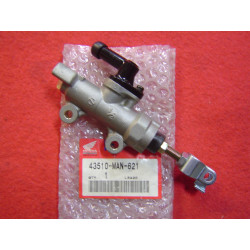 Maître-cylindre frein arrière Honda NX650 95-96 | 43510MAN621