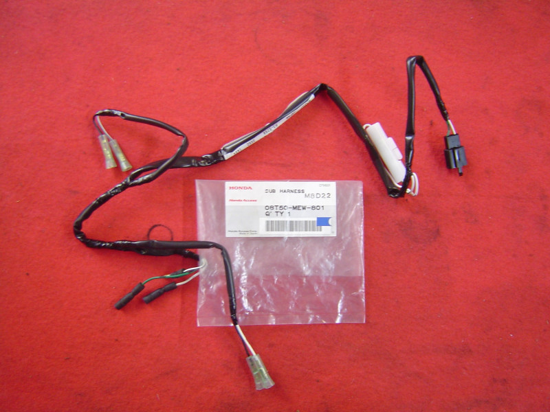 Faisceau électrique poignées chauffantes Honda NT700V | 08T50MEW801