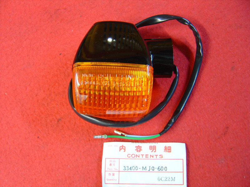 Clignotant AV droit Honda CBX750F 84/86 – Réf. 33400MJ0600