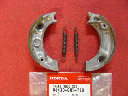 Mâchoires de frein Honda CRF70F CRF100F – Réf. 06430GN1730