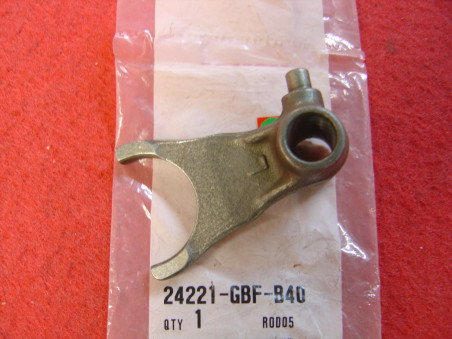 Fourchette de boîte (L) Honda CR85 05/07 - Réf. 24221GBFB40