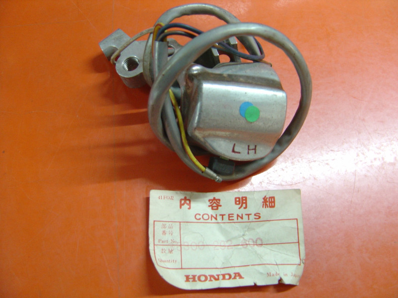 Commodo droit phare + démarreur Honda – Réf. 35300292600