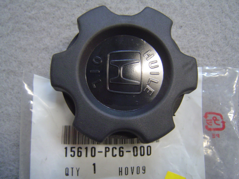 Bouchon remplissage huile Honda ST1100 92/99 - Réf. 15610PC6000