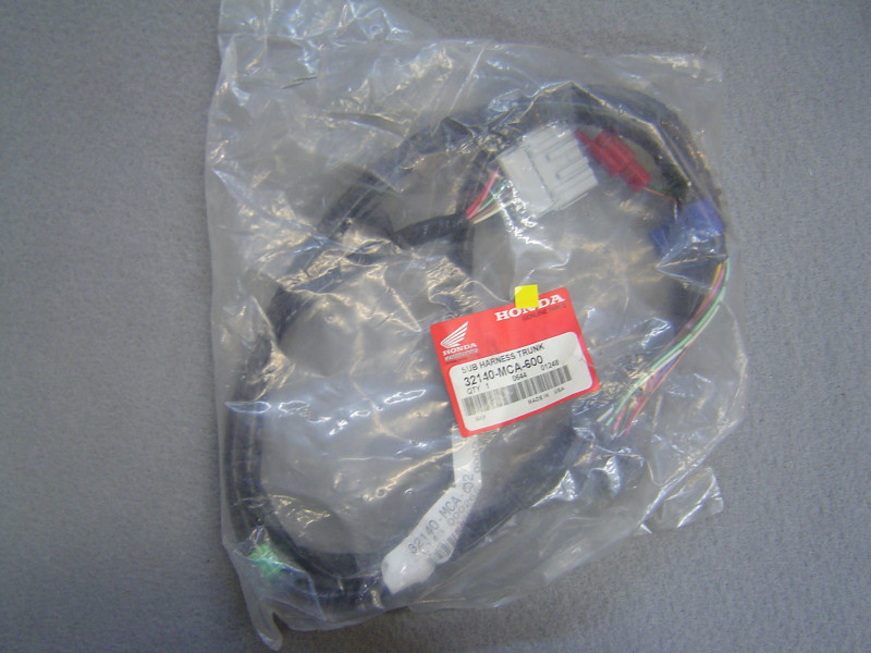 Faisceau Électrique Coffre Honda GL1800 - Réf. 32140MCA600