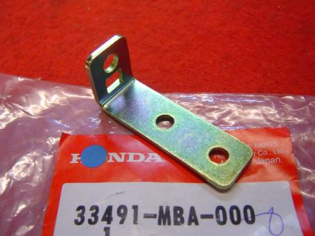 Support Clignotant Avant Honda VT750 VT1100 - 33491MBA000