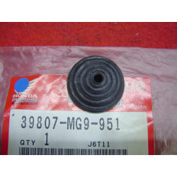 Caoutchouc bouton tableau de bord Honda GL1200 - 39807MG9951